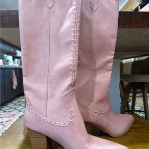 Finley Pink Heeled Boots